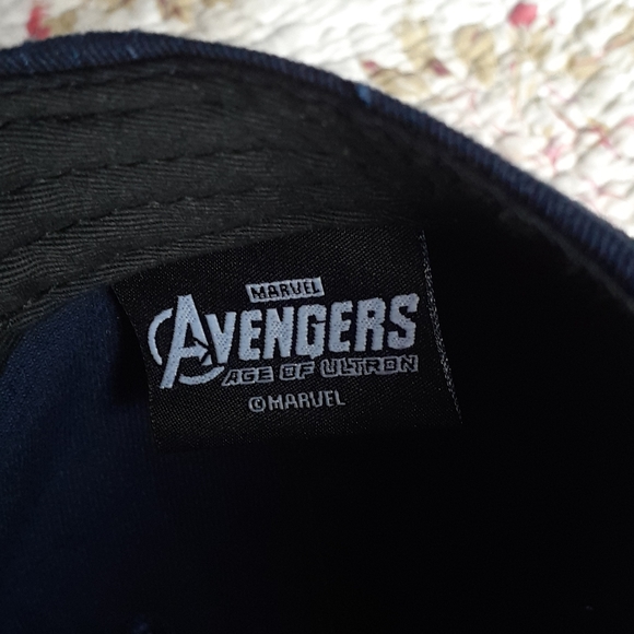 Captain America Snapback Cap - Picture 3 of 4